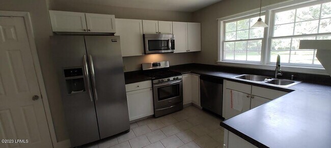 Building Photo - 2723 Waddell Rd