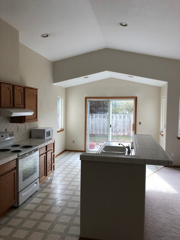 Foto principal - 39254 Woodbury St