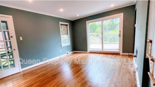 Foto del edificio - 2825 63rd Ave