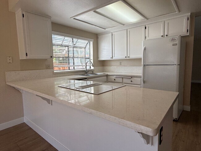 Foto del edificio - 3BR/2BA Single Level House in Milpitas