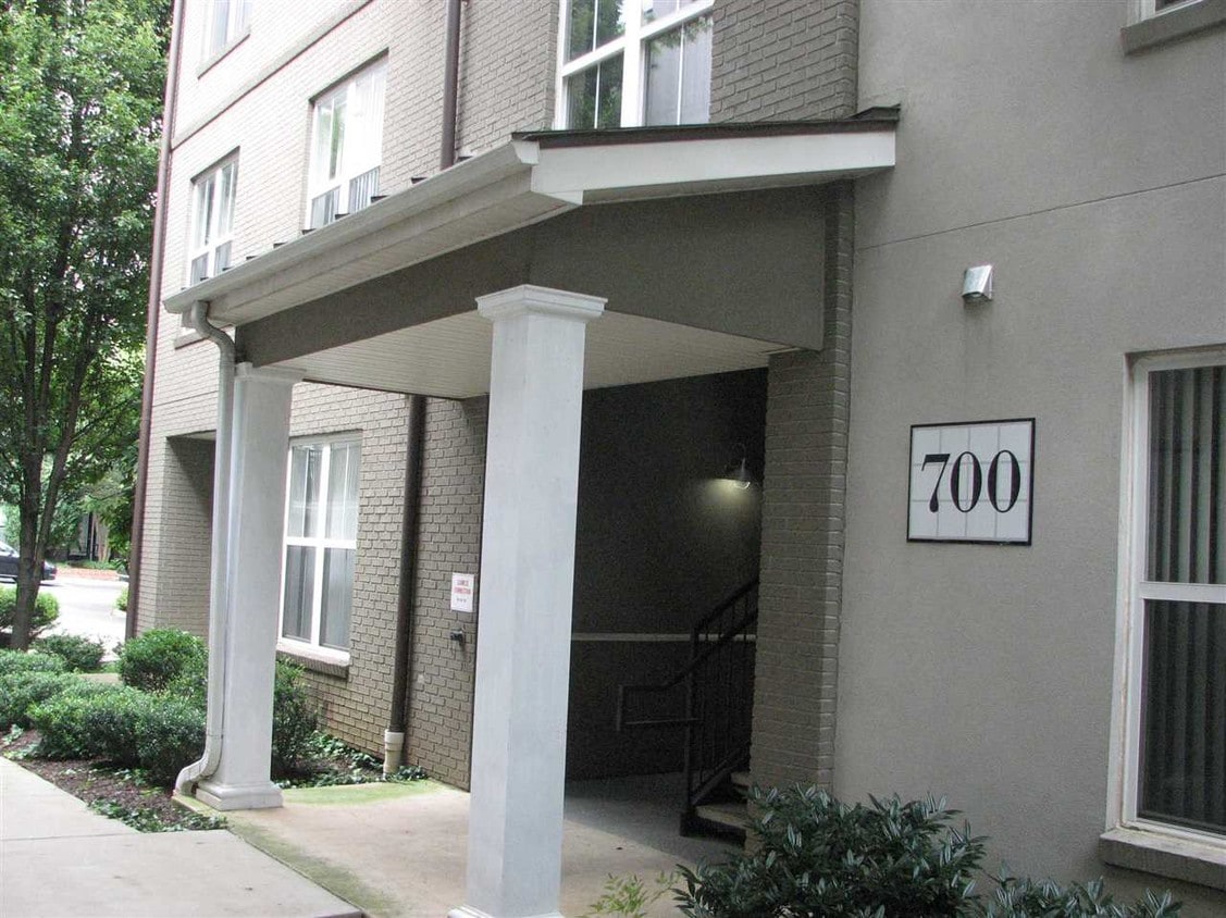 700 Walker Square Unit 3D, Charlottesville, VA 22903 Condo for Rent