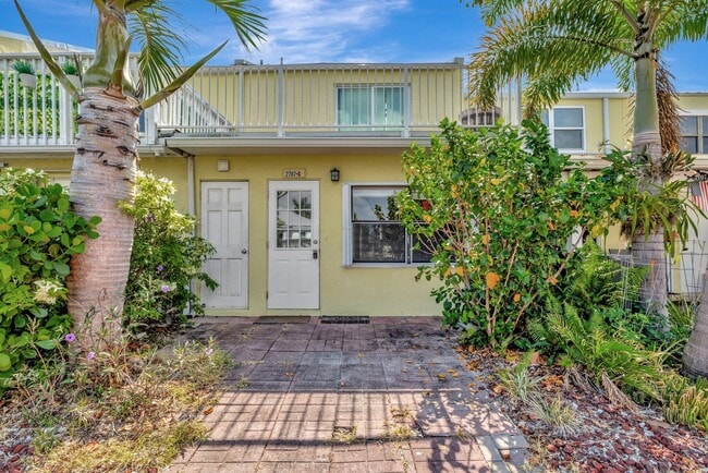 Building Photo - 2707 N Hwy A1A