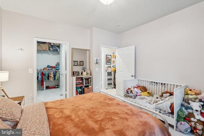 Foto del edificio - 1708 Lake Shore Crest Dr