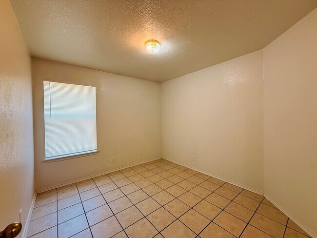 Building Photo - 311-A Jeff Gordon Dr-