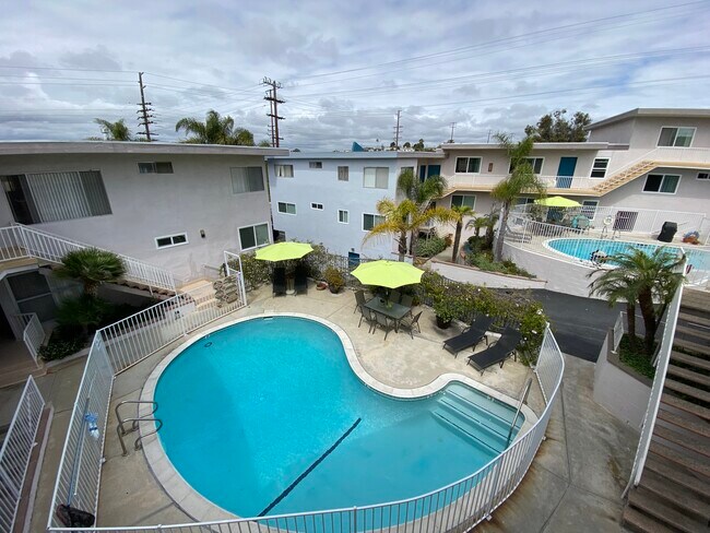 Building Photo - 5816 S Pacific Coast Hwy