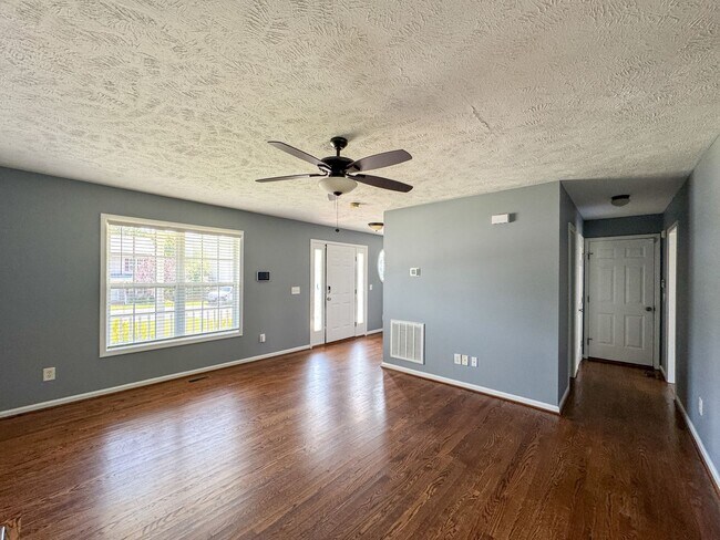 Foto del edificio - 156 Edgecombe Dr