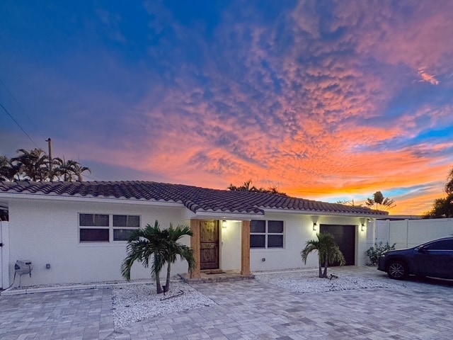 Building Photo - 987 Boca Ciega Isle Dr