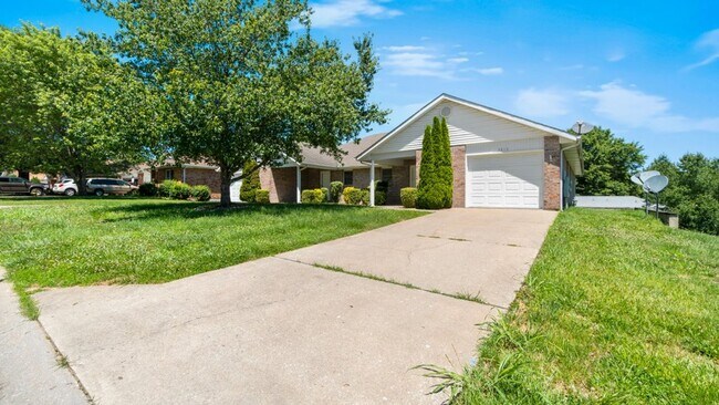 Foto del edificio - Stonebridge 3813/3815