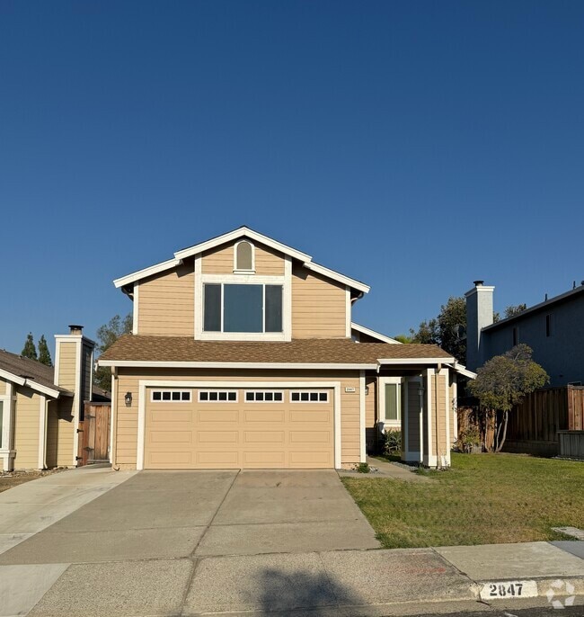 Building Photo - 2847 Honeysuckle Cir