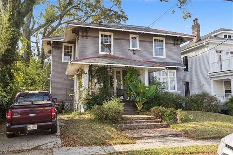 Primary Photo - 2218 General Pershing St