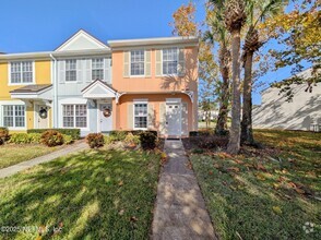 Building Photo - 12311 Kensington Lakes Dr