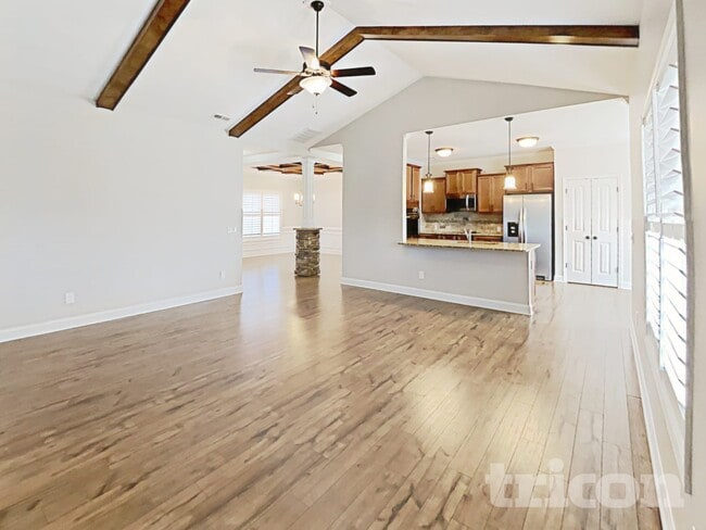 Building Photo - 156 Sharpstone Ln