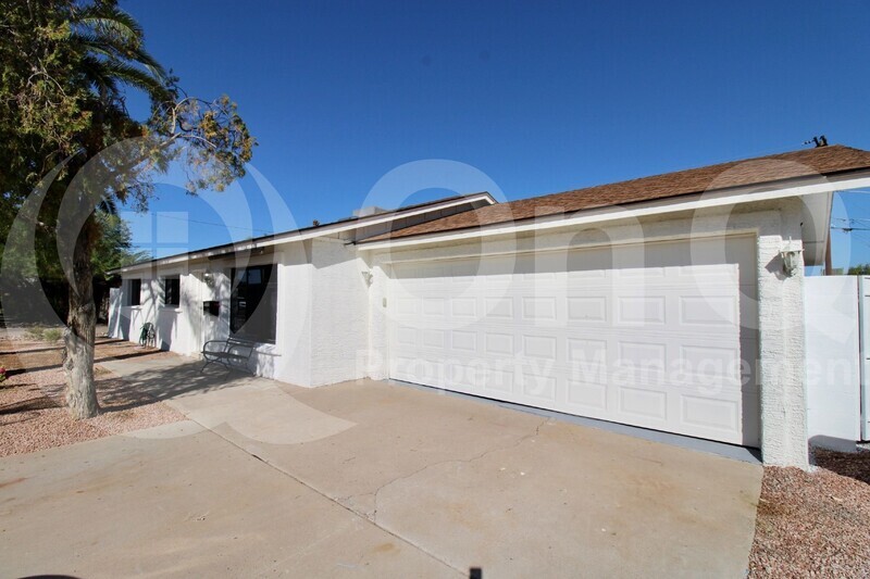 Foto principal - 2637 N Granite Reef Rd