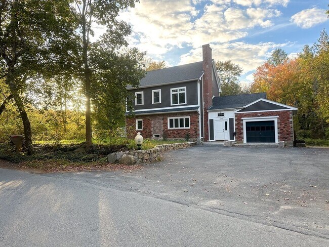 Foto del edificio - 125 Maple St