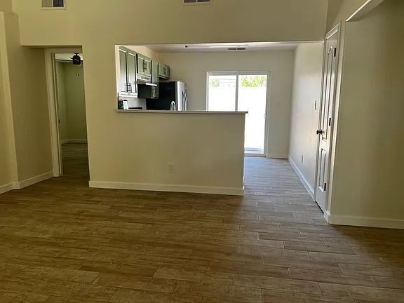 Building Photo - "Charming 3-Bed, 2-Bath Home in Santa Fe's Coveted Solecito Loop"