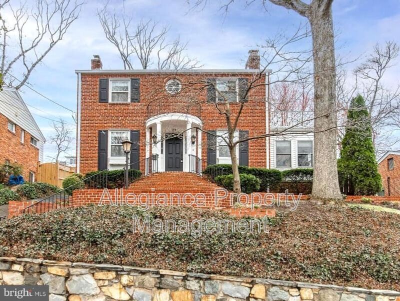Foto principal - 1408 20th St S