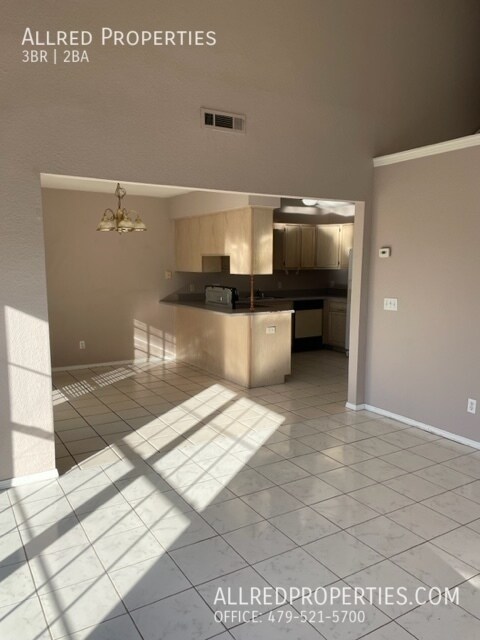 Foto del edificio - 3 bedroom Duplex Fayetteville