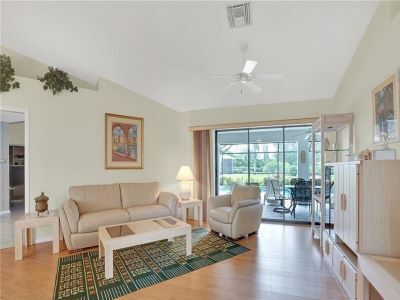 Building Photo - 360 Country Club Ln