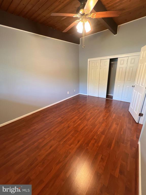 Building Photo - 4379 Americana Dr