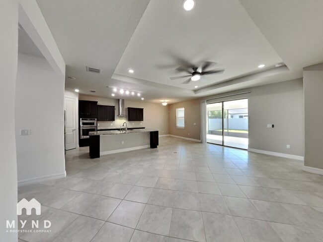 Foto del edificio - 10705 Green Harvest Dr.