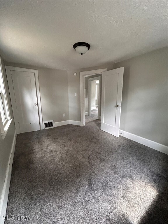 Foto del edificio - 1438 Redwood Ave