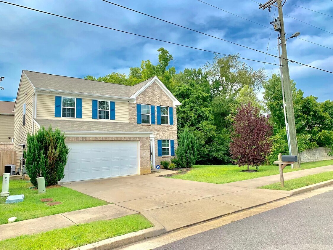 5082 Cobblestone Creek Dr, Whites Creek, TN 37189 House Rental in