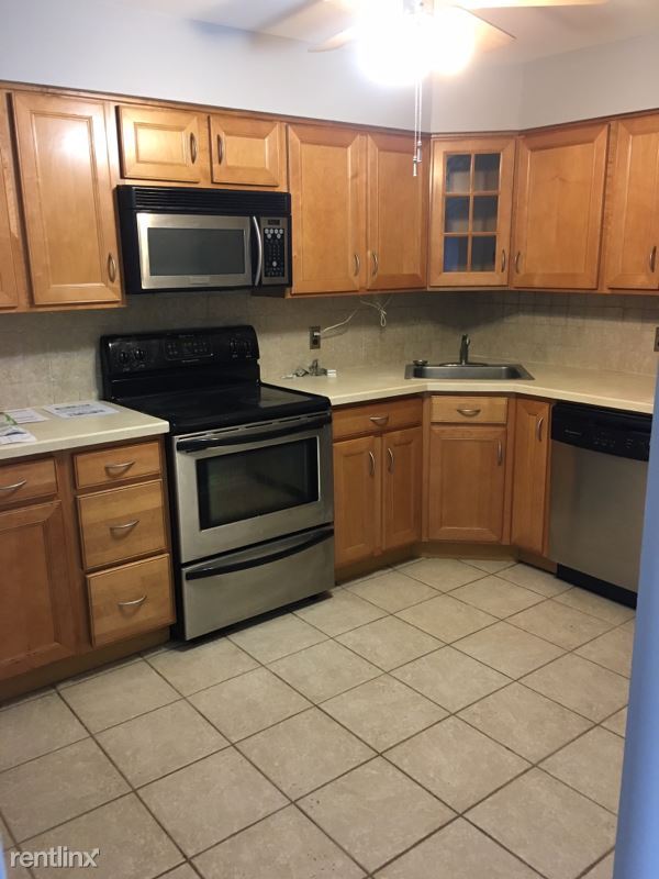 Foto del edificio - 1 br, 1 bath Condo - 1906 Paterson Plank Rd