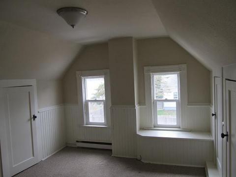 Building Photo - 324 N 3rd Ave