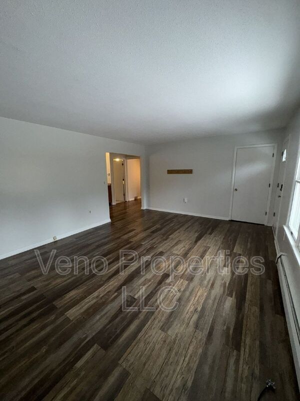 Foto del edificio - 41 Millers Corners Rd