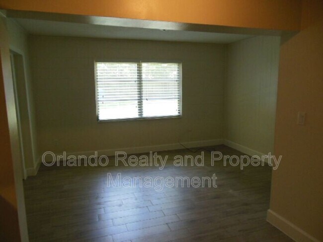 Foto del edificio - 404 Oakhurst St