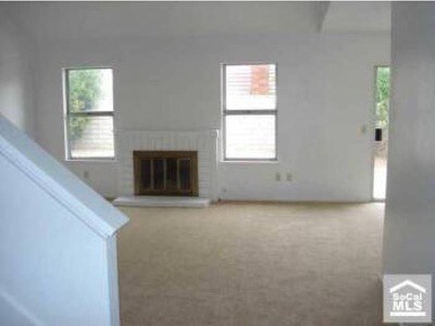 Foto del edificio - 1169 N Mulberry Ave