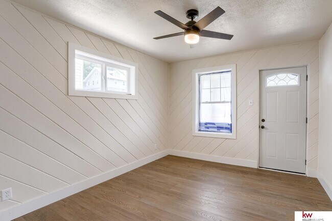 Building Photo - 4818 Wirt St