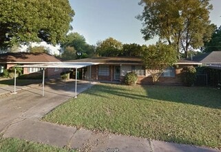 Building Photo - 234 W Rocky Creek Rd