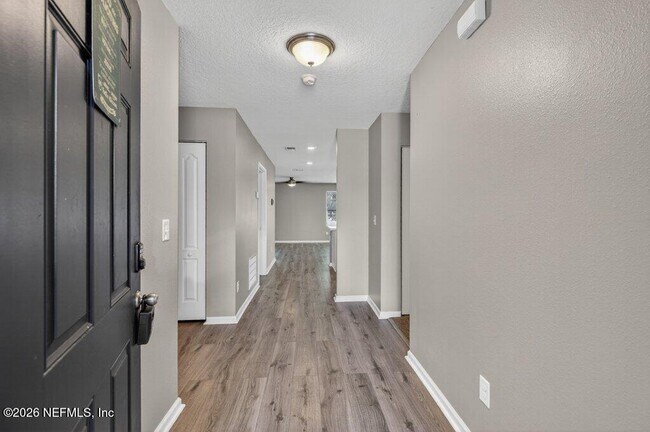 Building Photo - 9099 Tahoe Ln