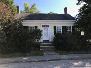 Building Photo - 35 Noble St
