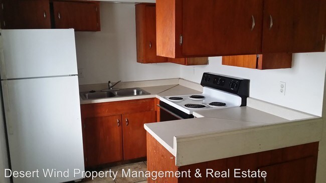 Foto del edificio - 1518 E Broadway Rd