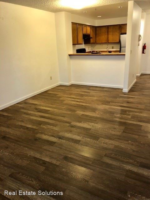 Building Photo - 2 br, 1 bath House - 2440 #A-301 Sentry Drive