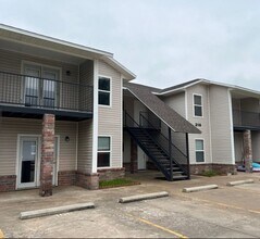Building Photo - 316 Erin Pl