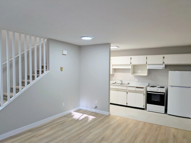 Photo du bâtiment - 5662 Vedder Road35