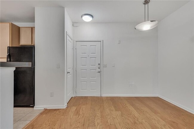 Building Photo - 821 Ralph McGill Blvd NE