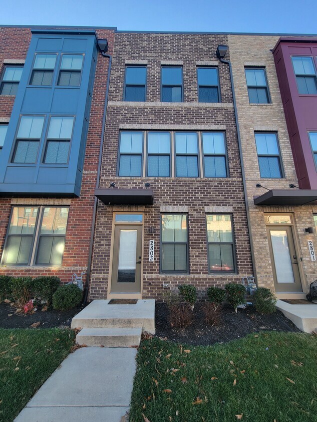 Foto principal - 2803 Lewis Ave