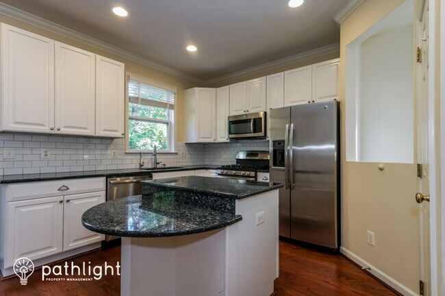 Building Photo - 43071 Autumnwood Square, Ashburn, VA, 20148
