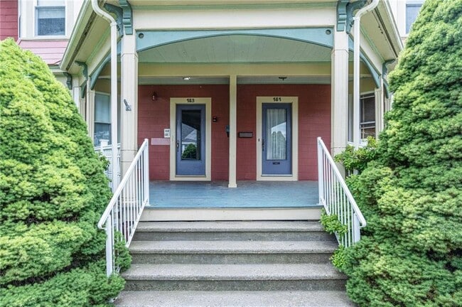 Building Photo - 181 Carrington Ave