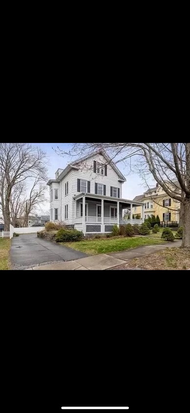 Primary Photo - 27 Yale Ave
