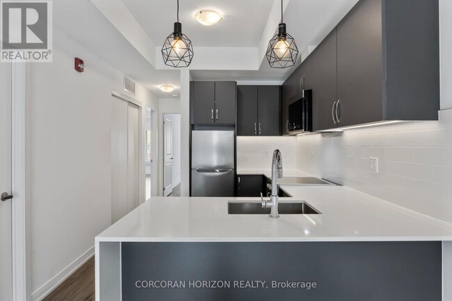 Building Photo - 12 Marquette Ave