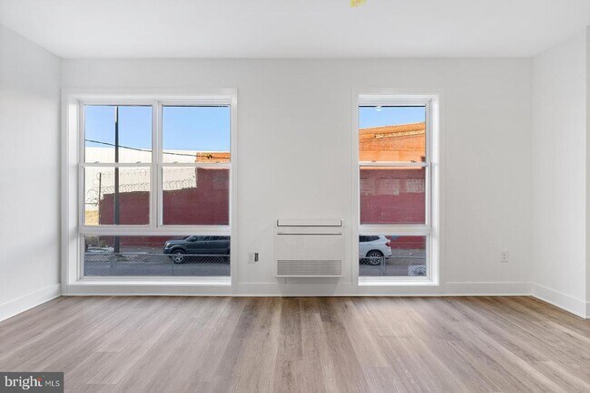 Foto del edificio - 330 Cecil B. Moore Ave