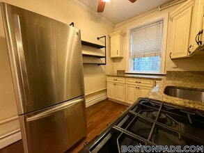 Building Photo - 1253 Beacon St