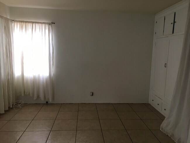 Bright bedroom - 12165 Emelita St