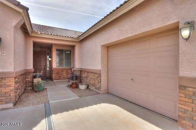 Building Photo - 1629 E Prickly Pear Pl