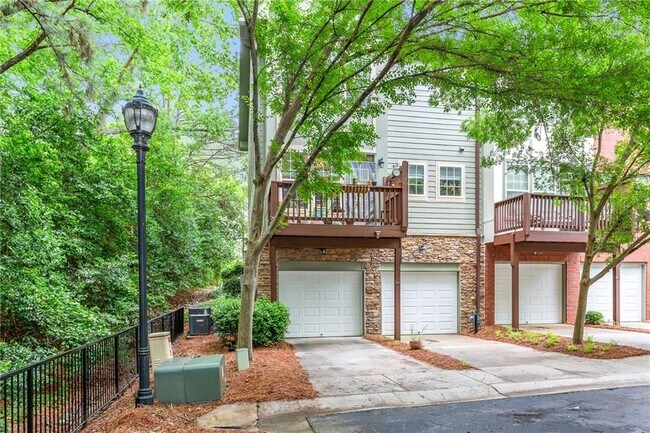 Foto del edificio - 3651 Ashford Creek Pl NE